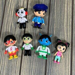 Ryans World Action Figures Police Panda Remka Alien Professor Toy Lot 6 3 Inch